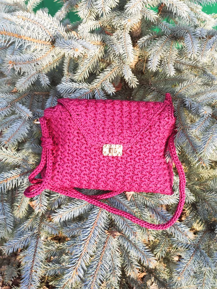 HANDBAG CHERI π