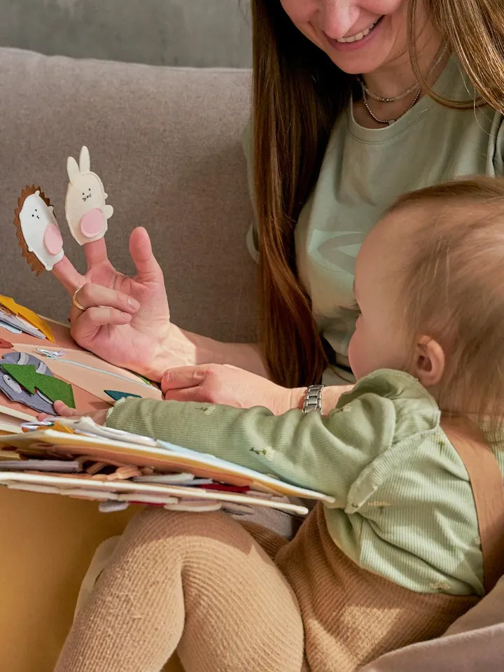 Rainbow felt quiet books, baby activity busy book, soft sensory busy book, felt travel toys, kinderkrama