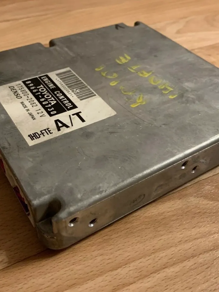 Engine control module ECU 89661-60730 8966160730 TOYOTA 1HD-FTE