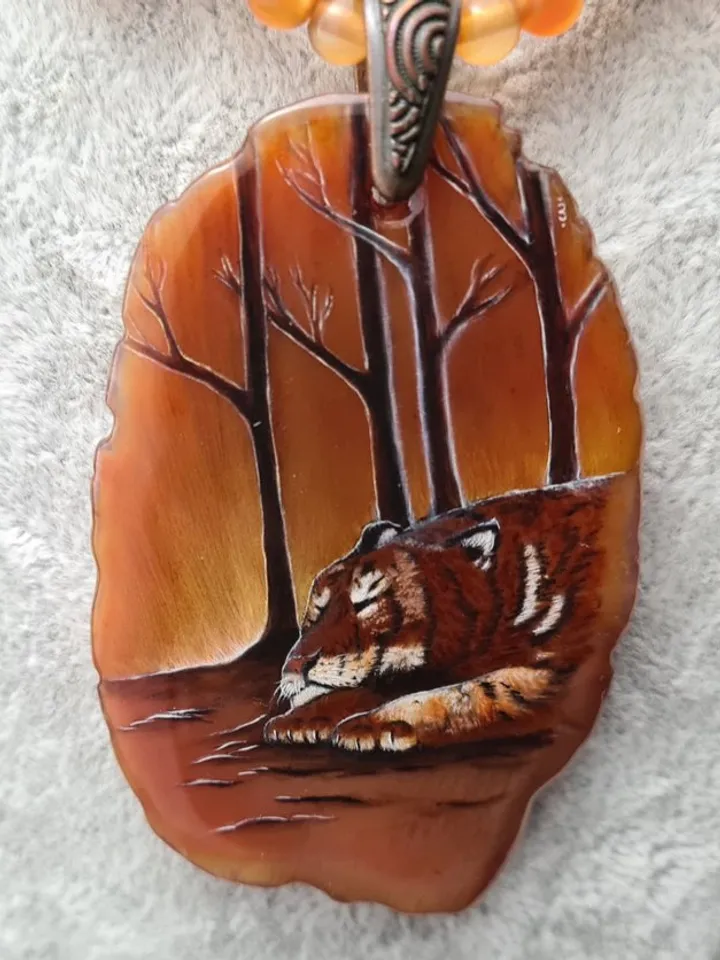 Tiger necklace Agate necklace Real oil painting of tiger Lacquer miniature