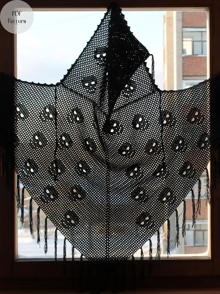 Crochet Pattern shawl with hood and skulls, Crochet shawl pattern, Crochet pattern skulls, Easy patter, Stylish gift