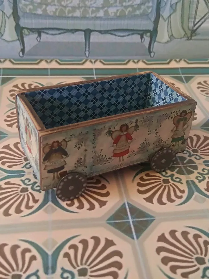 Doll trolley. Dollhouse miniature. 1:12. Handmade. Trolley on wheels