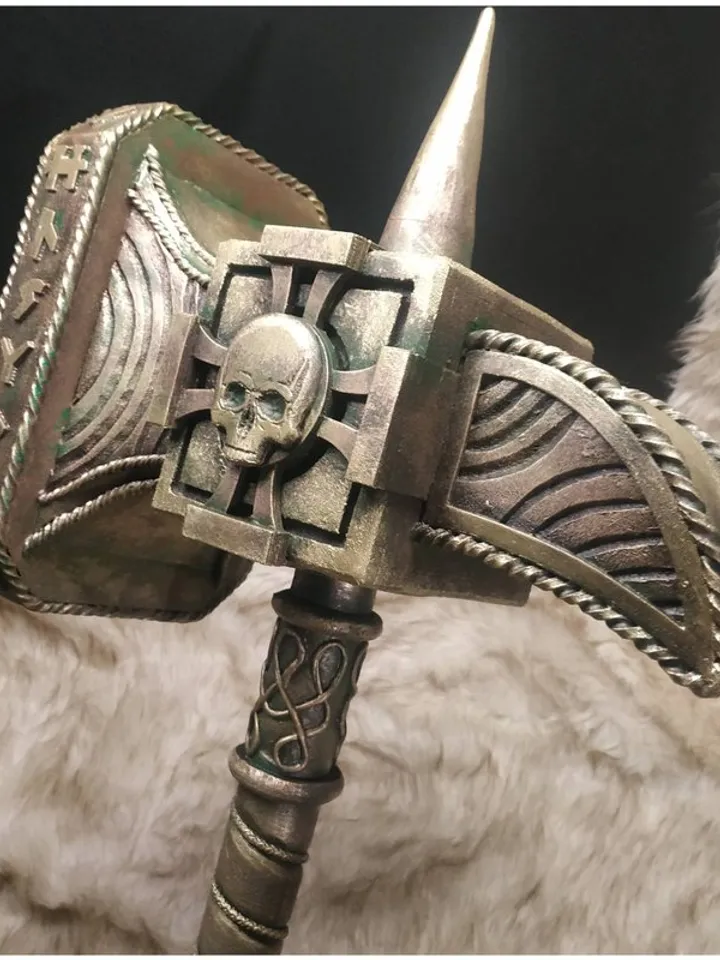 Ghal Maraz cosplay - Karl Franz - magical warhammer - Warhammer Fantasie Battle