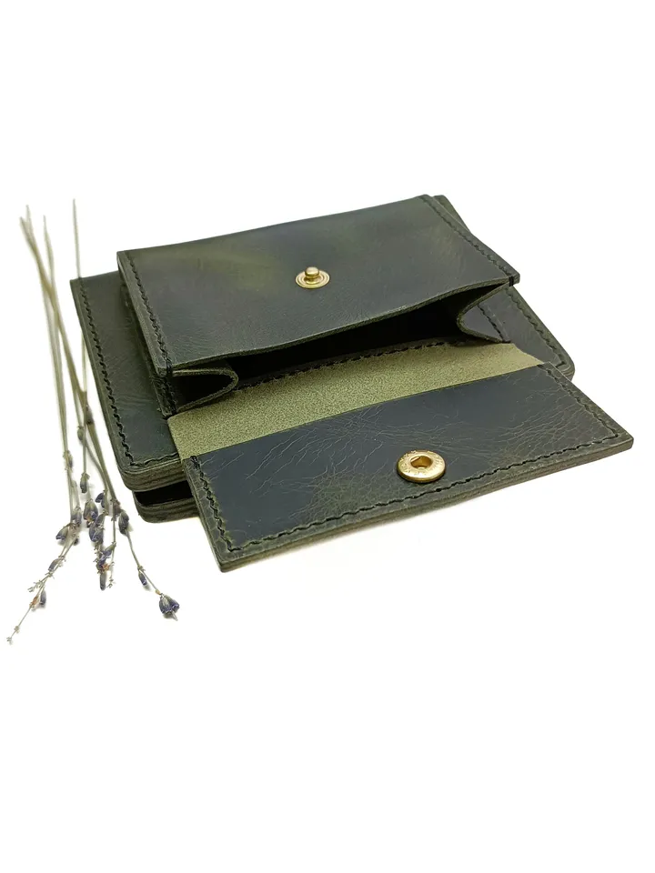leather pattern to make a bifold wallet. Leather template passport wallet.