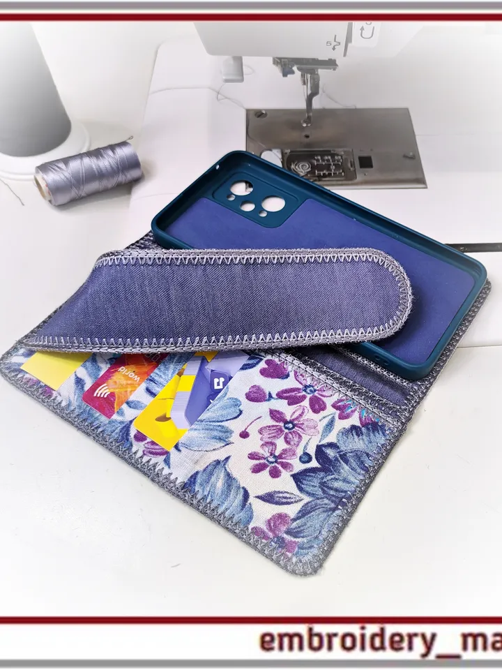 In the hoop embroidery design smartphone case & card slots Cat by Embroidery Manavi 05