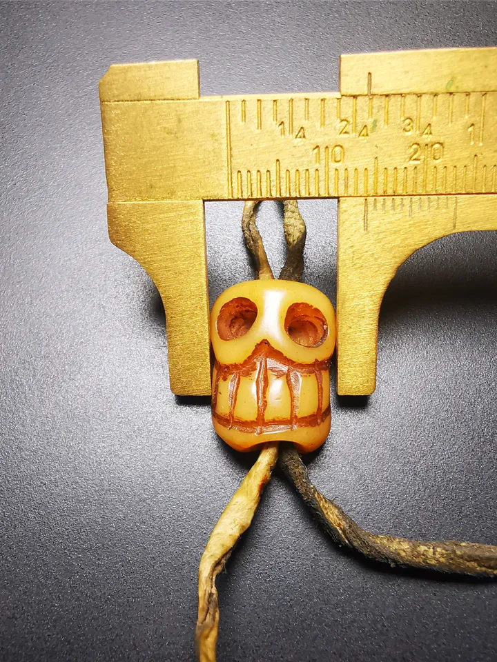 Gandhanra Tibetan Amulet,Yak Bone Carved Skull Sītavana Pendant, Hand-carved Skull Pendant Charm
