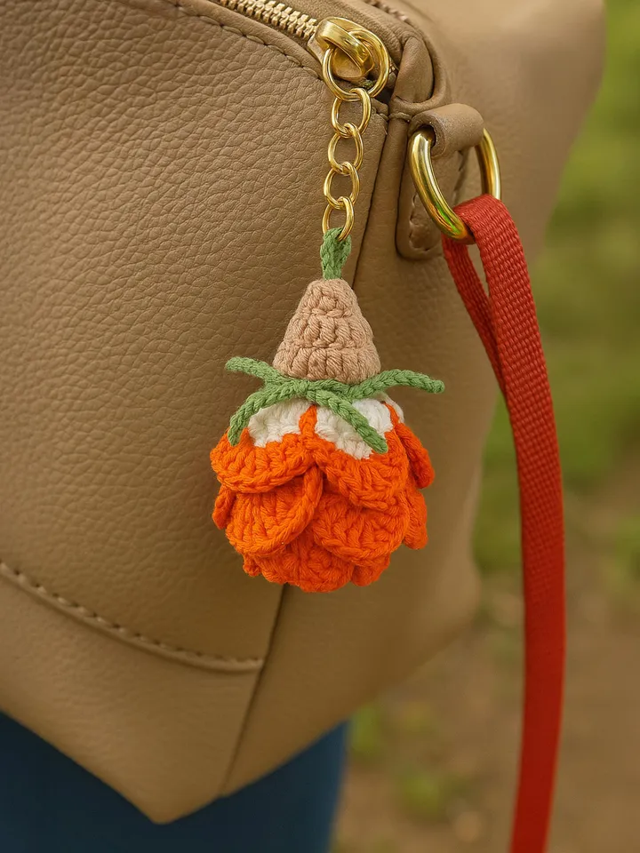 3D Crochet Rose Keychain Pattern PDF, Handmade Floral Bag Charm, Amigurumi Flower Keyring DIY, Cute Gift Idea, Instant Download