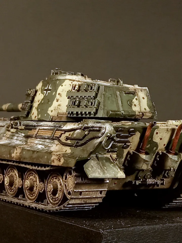 Pro Built model King Tiger Octopus camo, 1/72 scale