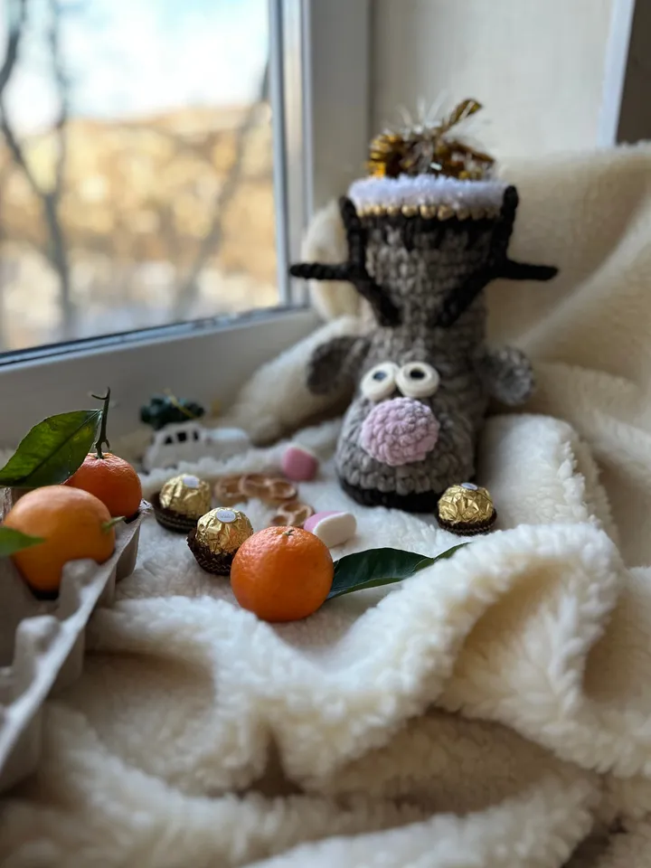 Crochet pattern boot basket reindeer PDF digital instant download, video tutorial, Christmas ornament, bottle holder, table decor