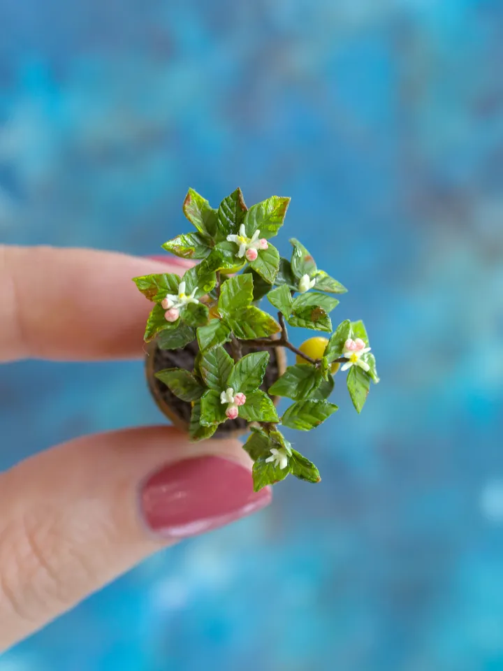 MINIATURE Lemon tree in a ceramic pot 3 | Dollhouse miniatures