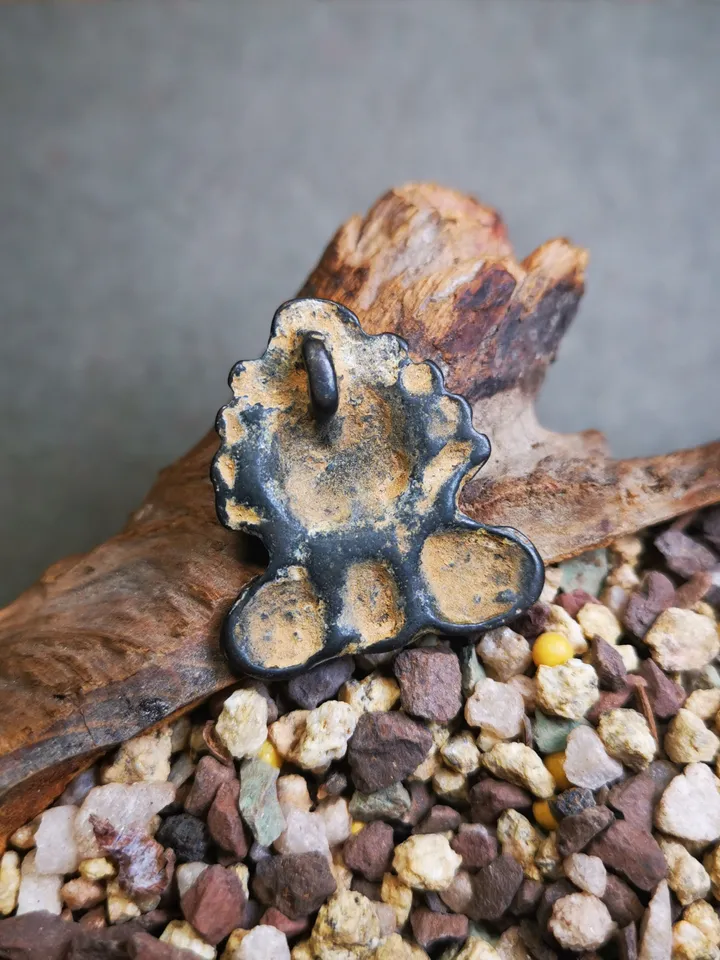 Gandhanra Antique Tibetan Buddhist Amulet Badge,Triratna,Mani Jewel/Wish-Fulfilling Cintamani,Nandipada Pendant Stamp,60 Years Old