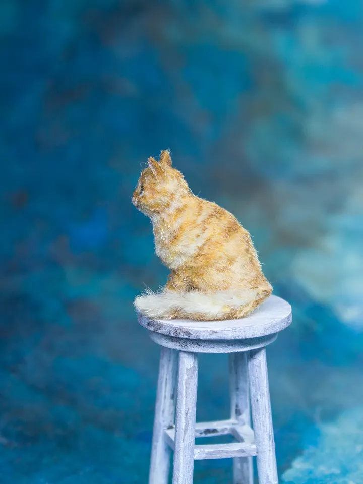 MINIATURE cat for dollhouse decoration