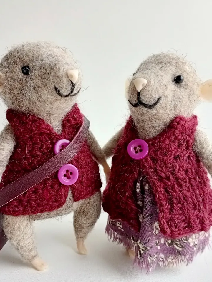 Small mouse family-Collectible mice-Two fluffy rats figurines-Wool mouses-Waldorf needle felted animals-Anniversary gift