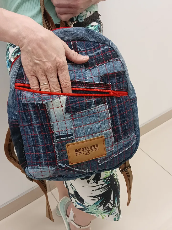 Stylish HANDMADE denim BACKPACK WITH a DEEP POCKET IN THE FRONT IN the lazy boro Patchwork STYLE