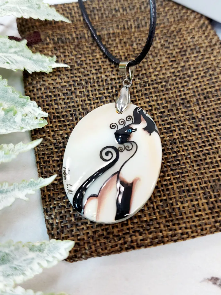 Mother-of-pearl Russian hand-painted necklace pendant "Siamese Cat". Hand paint necklace pendant. Hand painted miniature painting.