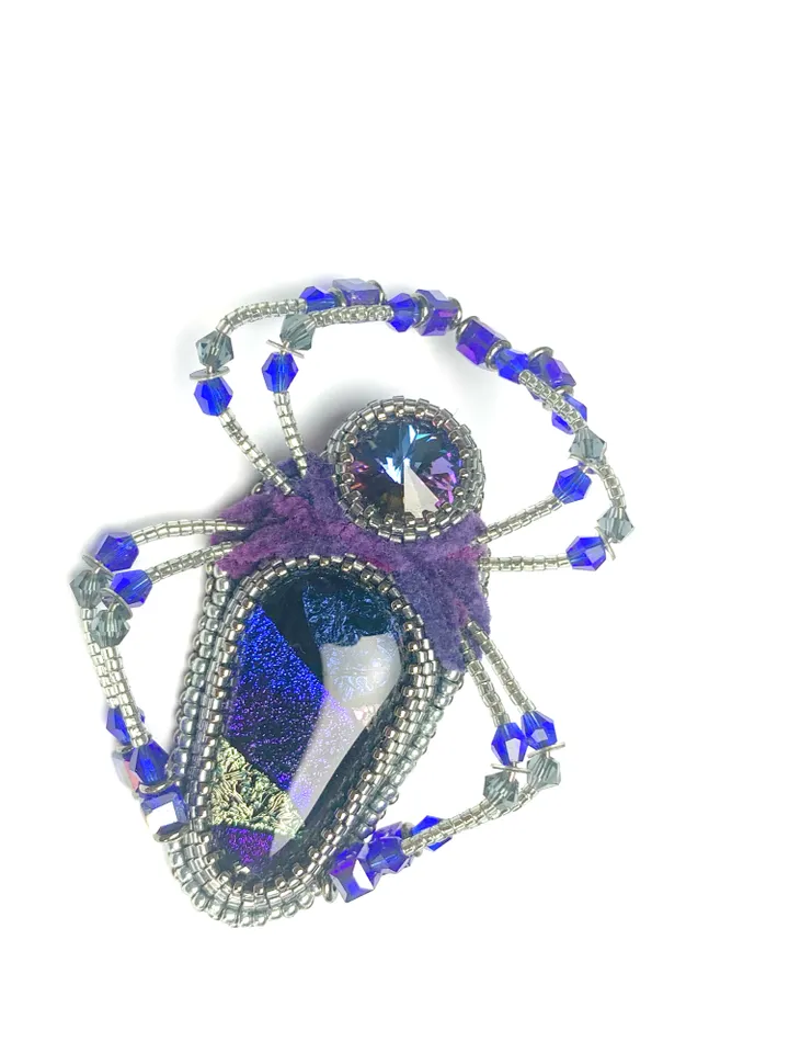 Purple spider brooch, Beaded insect brooch