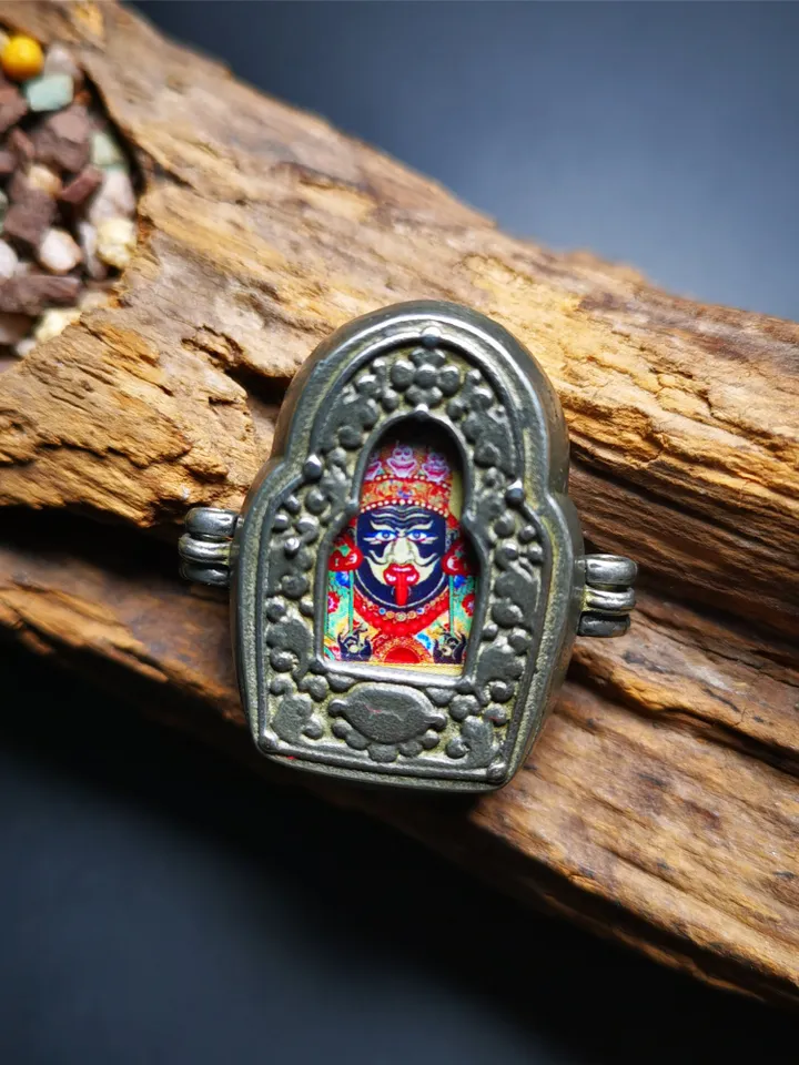 Gandhanra Antique Handmade Gau Ghau Shrine,Shri Devi,Drashi Lhamo,Zashi Lhamo ,Mini Tibetan Buddhist Altar Amulet Pendant