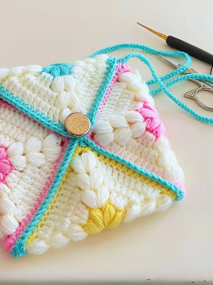 Pastel Flower Crochet Envelope Bag PDF Pattern โ DIY Soft Texture Crossbody Pouch Tutorial โ Colorful Yarn Purse Design
