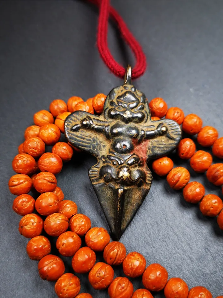 Gandhanra Antique Tibetan Buddhist Amulet Pendant - Garuda - The Golden-Winged Bird, Crafted from Thokcha,Size 2.56" * 1.73"