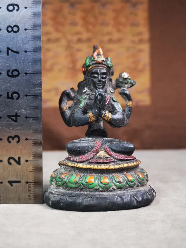 Gandhanra Antique Colored Tibetan Buddha Statue,Chenrezig, Four Arms,Padmapani, Avalokitesvara,Kuanyin,80 Years Old
