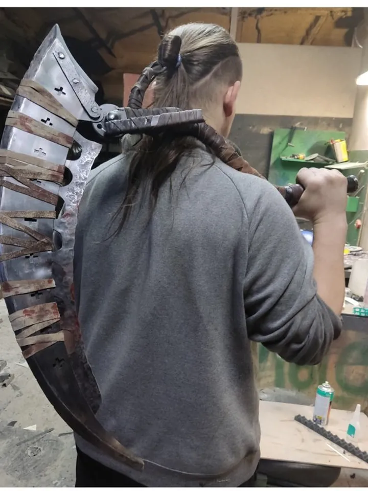 Bloodborne Scythe - Burial Blade - Folding Scythe - Bloodborne - cosplay weapon