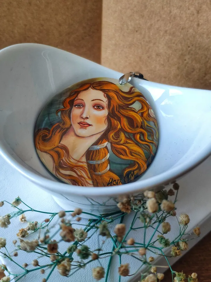 Pearl pendant necklace: The Birth of Venus by Sandro Botticelli painted on aesthetic pendant • Elegant dainty jewelry for cocktail party