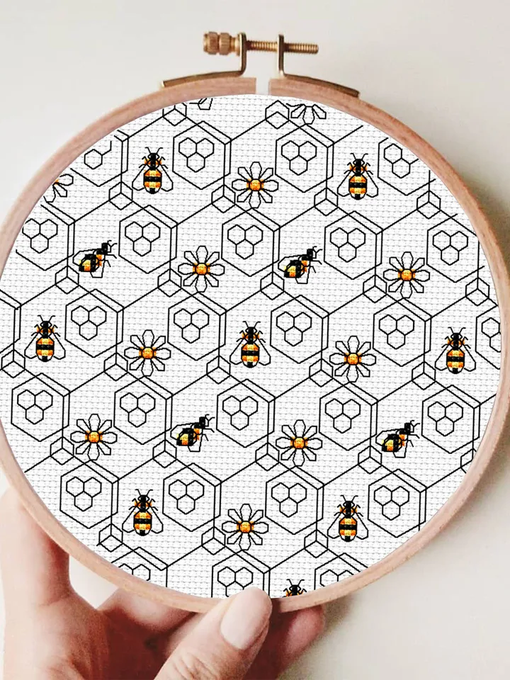 Bee geometric blackwork pattern PDF Honeycomb seamless pattern, Backstitch repeating pattern embroidery, Bee cross stitch download PDF #W2