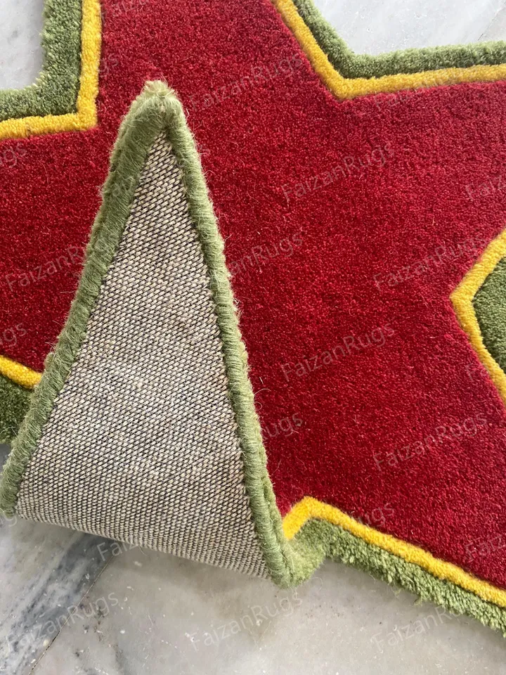 Star Hand tufted Red And Green rug 100% wool for kids room, living room, bed room in any size 4x4,5x5,6x6,8x8,9x9,10x10Hurry up guys!!!