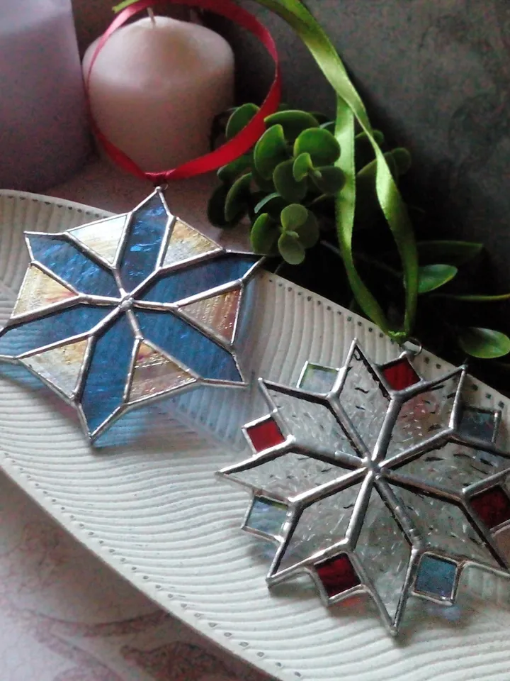 Set of 2 snowflake suncatchers, christmas ornaments, simple stained glass, Christmas decorations, Xmas tree star