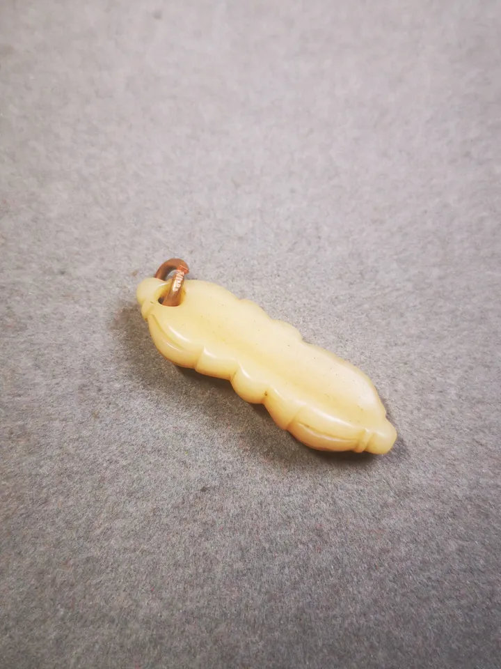 Gandhanra Hand Carved  Tibetan Yak Bone Amulet,Vajra Pendant for Mala,Prayer Beads