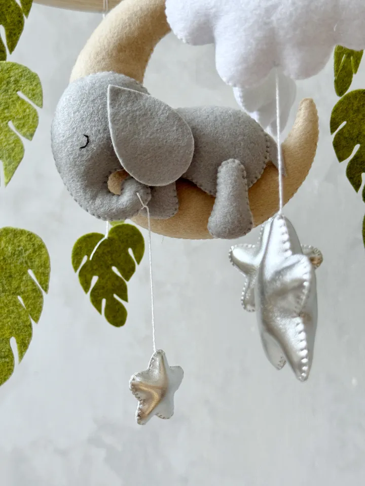 Elephant mobile baby neutral, Safari crib mobile baby, Jungle baby mobile elephant