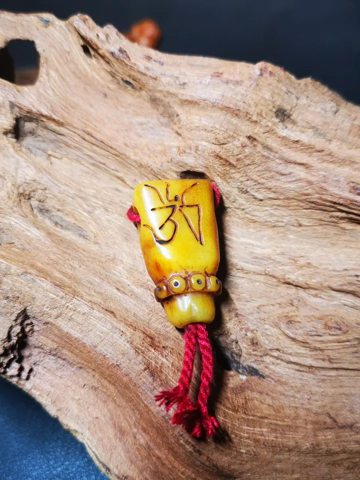 Gandhanra Tibetan Yak Bone Carved Guru Bead, T-drilled 3-Hole Prayer Bead,Connector Bead for Mala, Bead Accessories