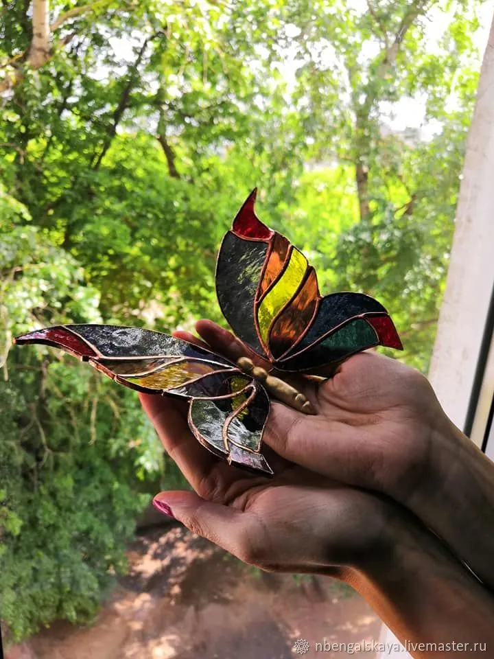 Tiffany-Style Stained Glass Butterflies, Tiffany Butterflies, Stained Glass Art, Stained Glass Butterflies in Tiffany Technique, Tiffany-Style Butterflies in Stained Glass, Tiffany Glass Butterflies, Tiffany Butterfly Stained Glass Creationss