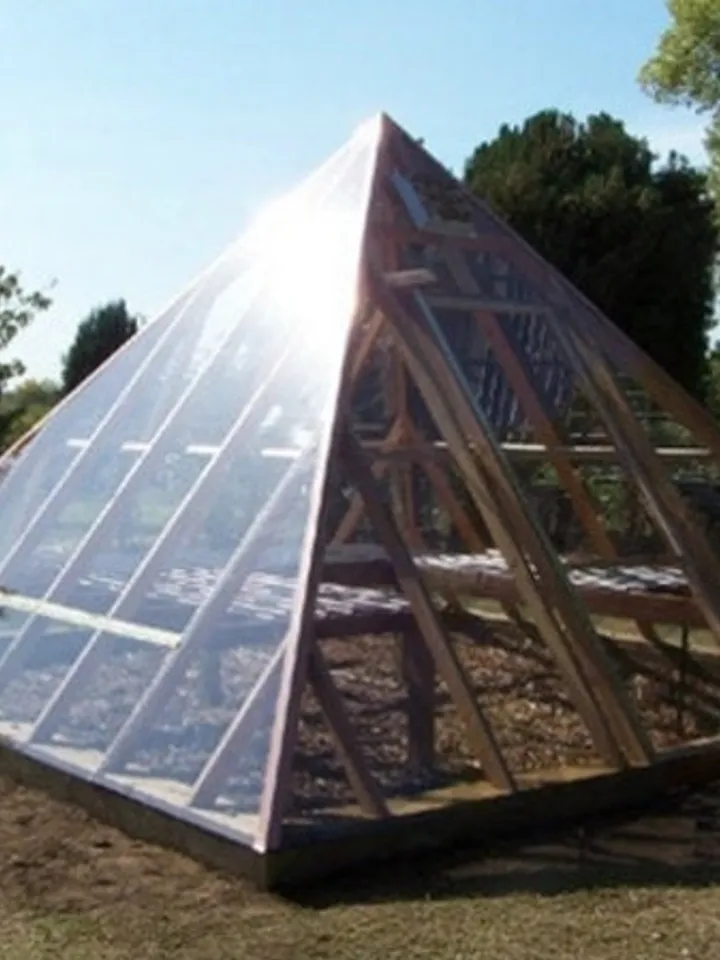 15'x15' Pyramid Framed Greenhouse Plans/Detailed Building Construction Blueprints