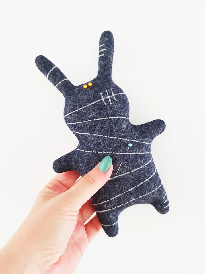 Halloween Doll sewing pattern PDF, Rabbit Mummy, digital tutorial in english, Felt animal diy