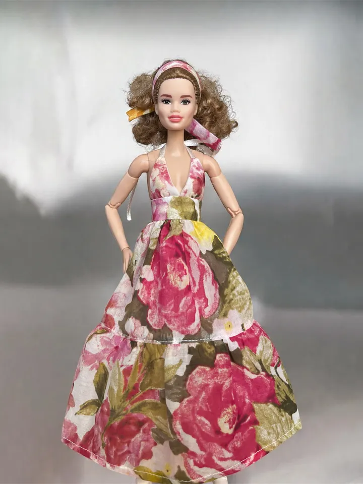 Doll dress
