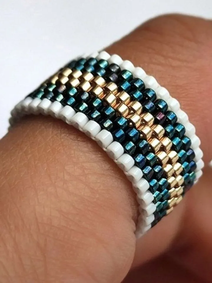 PDF tutorial - Beaded peyote ring