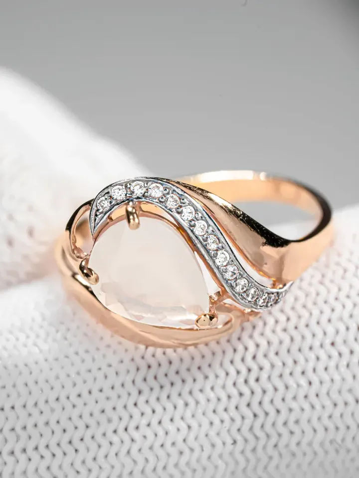 Ring Silver gold plated 925 assay value with white agate