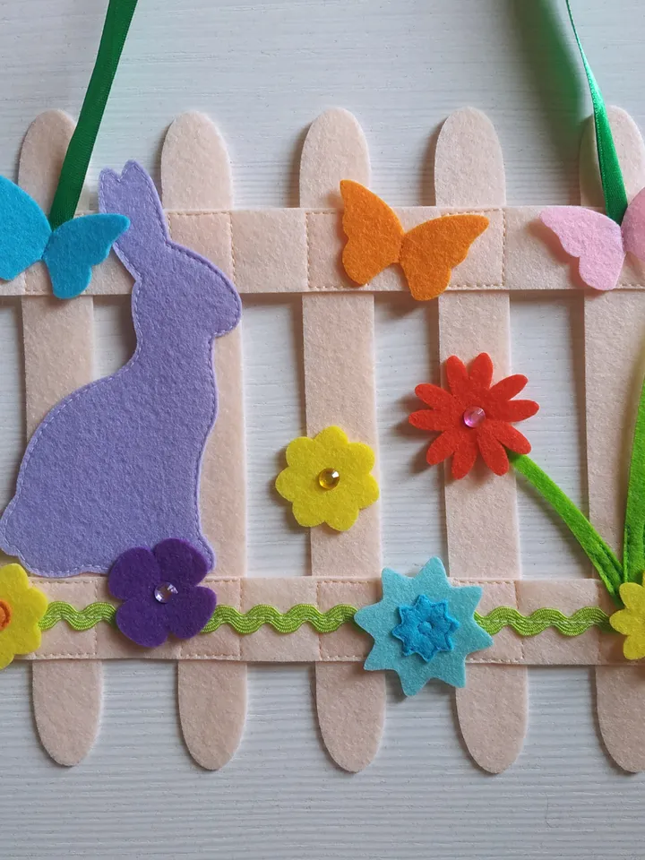Easter bunny garland, felt garland décor, felt Easter bunting, felt Easter décor, Easter bunny banner, felt flower garland, felt nursery garland, baby nursery décor, Easter baby gift, Easter decorations, Easter bunny décor, spring garland décor, felt bunn