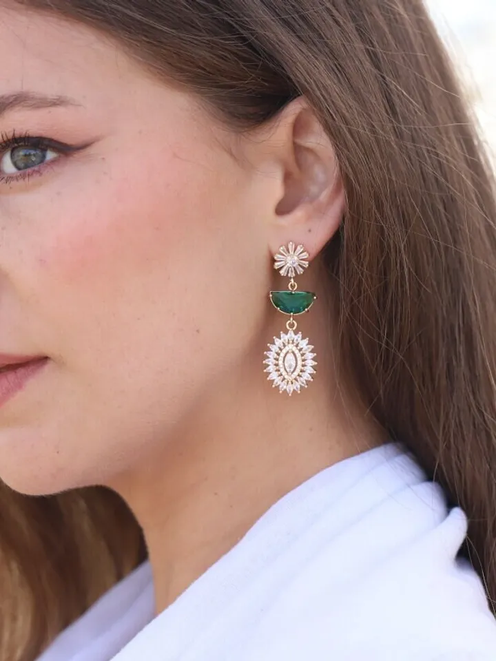 Emerald Green Gold Art Deco Wedding Earrings For Bride, Swarovski Crystal Vintage Boho Bridal Earrings, 1920s Flower Gatsby Wedding Earrings