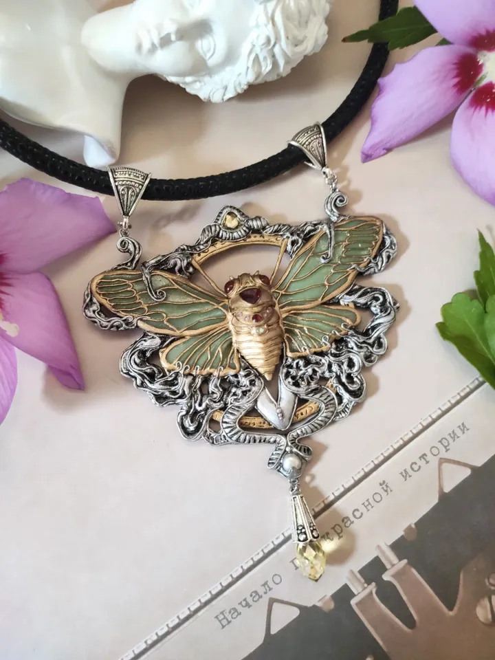 CICADA, Art Deco, Art Nouveau, bee insect Statement Chunky, Necklace Retro 1920