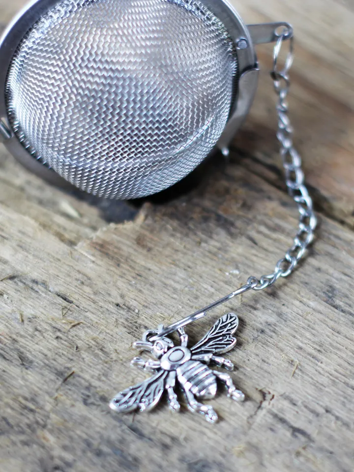 Honey bee tea ball infuser for herbal tea, Tea infuser charm bee, Tea Strainer bee pendant, loose leaf tea lover gift