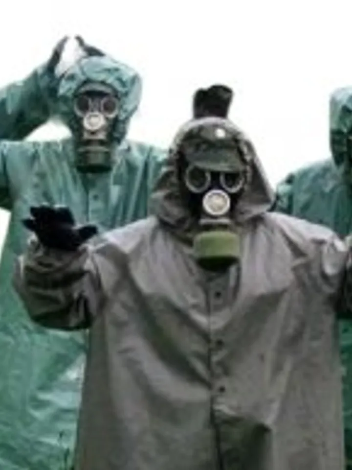Military Surplus Excellent 1 Protective Raincoat OP-1M