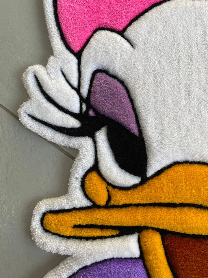 Daisy Duck Tufted Carpet