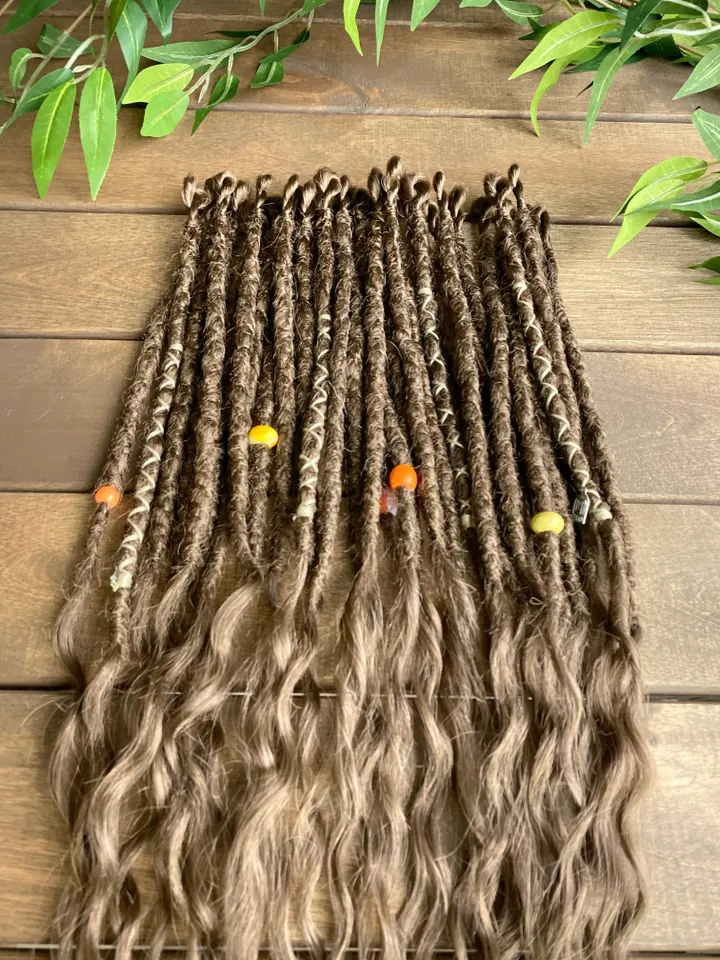 Brown synthetic crochet curly Se dreads ready to ship