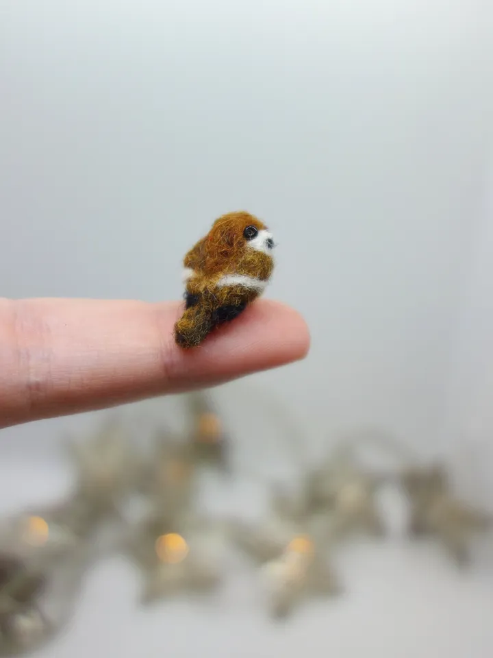 Tiny needle felted sparrow, miniature bird, made to order