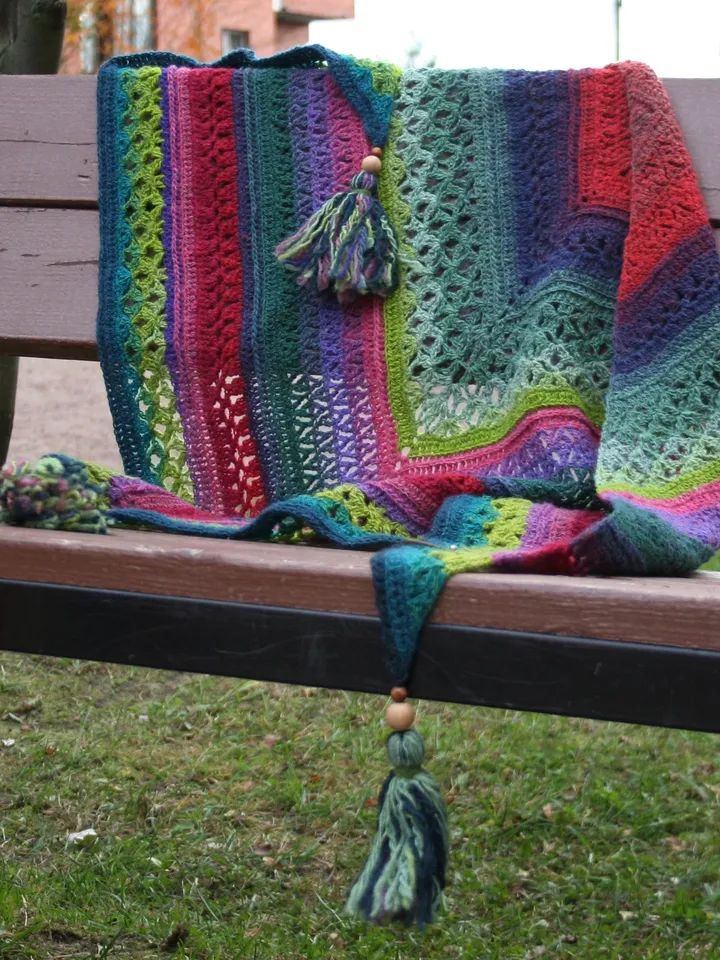 Crochet Pattern Shawl Isleen PDF