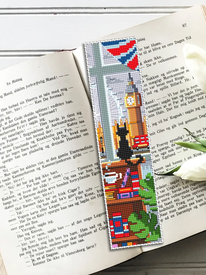 Bookmark cross stitch pattern download PDF Modern handmade bookmark digital Cute Black cat cross stitch England London Home sweet home #B62