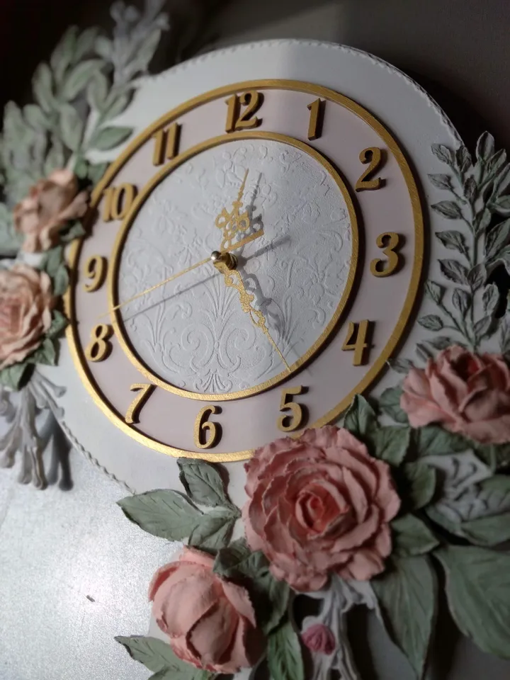 Large white wall clock with roses in shabby chic style Silent clock for bedroom, living room or girl's room Gift for Christmas, Birthday, Mother's Day, Wedding, Housewarming