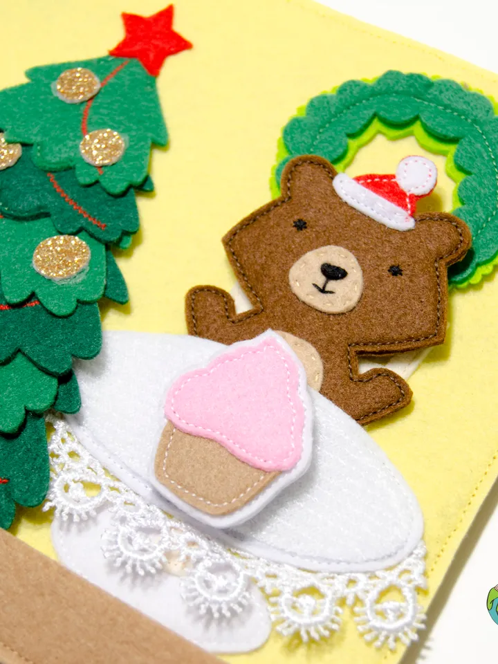Christmas house with finger puppets. Quiet book
